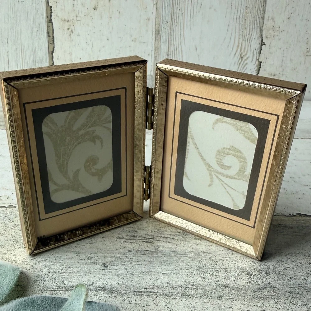 Vintage Gold Tone Bifold Hinged Metal Picture Photo Small Frame Tabletop